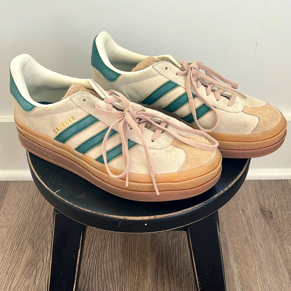 Adidas Gazelle platform - size 8